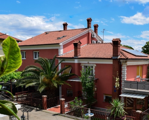 Apartments & Rooms Grzevic 01