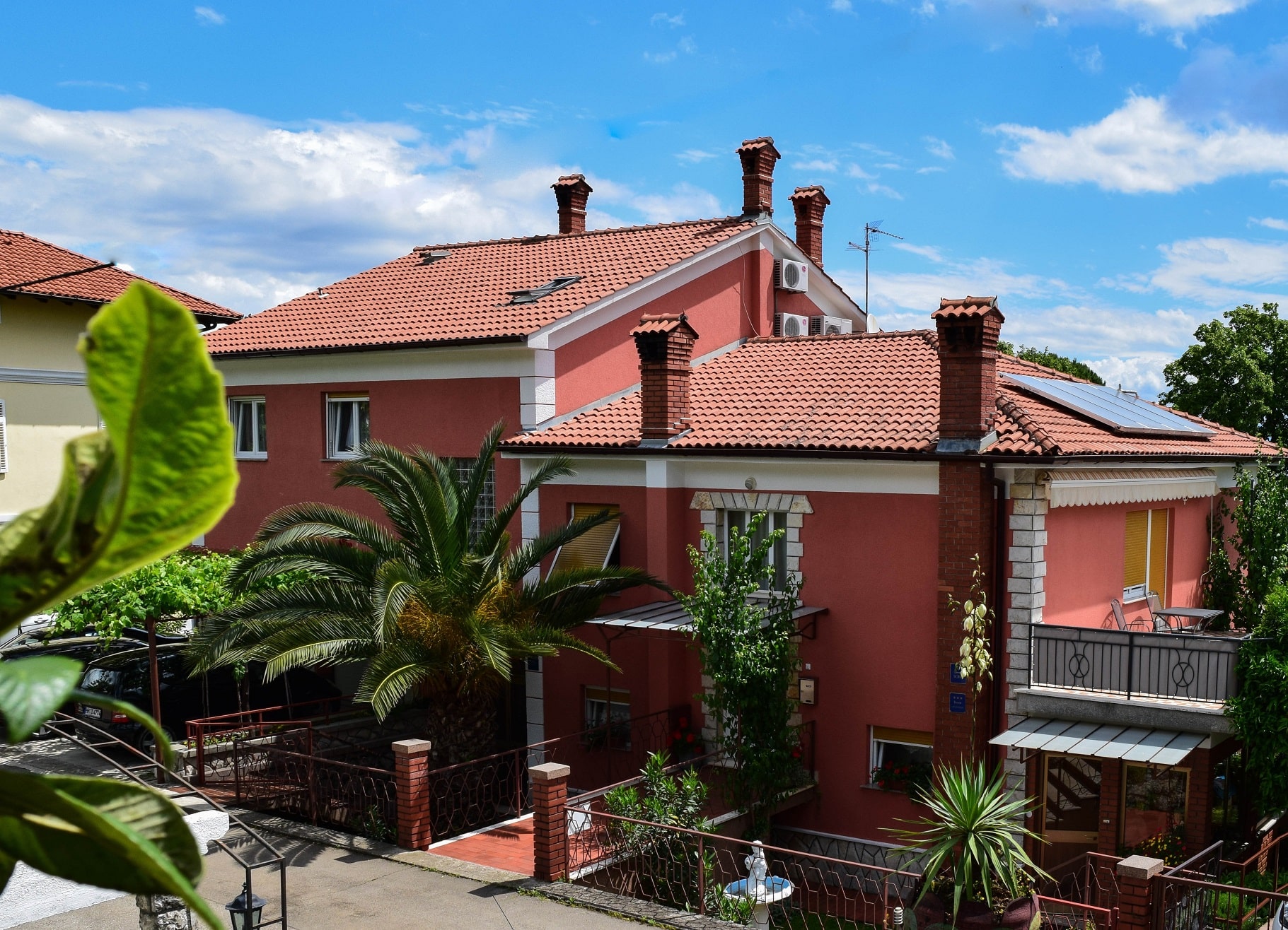 Apartments & Rooms Grzevic 01