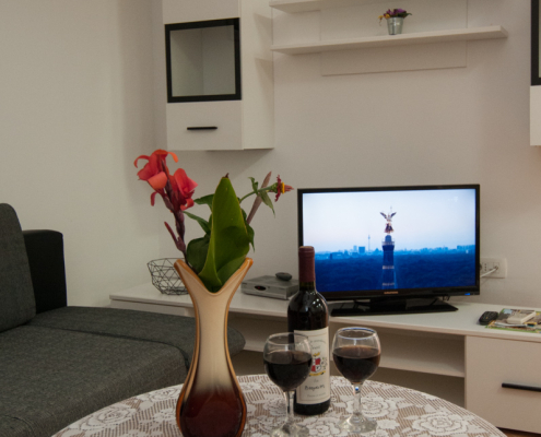 Foto Luigi Opatija, Apartman Tomić Lovran Aug2016