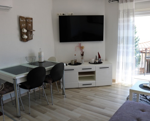 Kaltak Sajma Apartments Ema 1