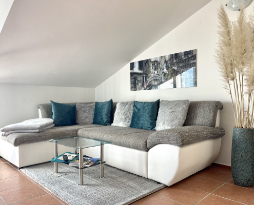 Schmidt Ralf Lovran Apartment Lady Daniela(8)